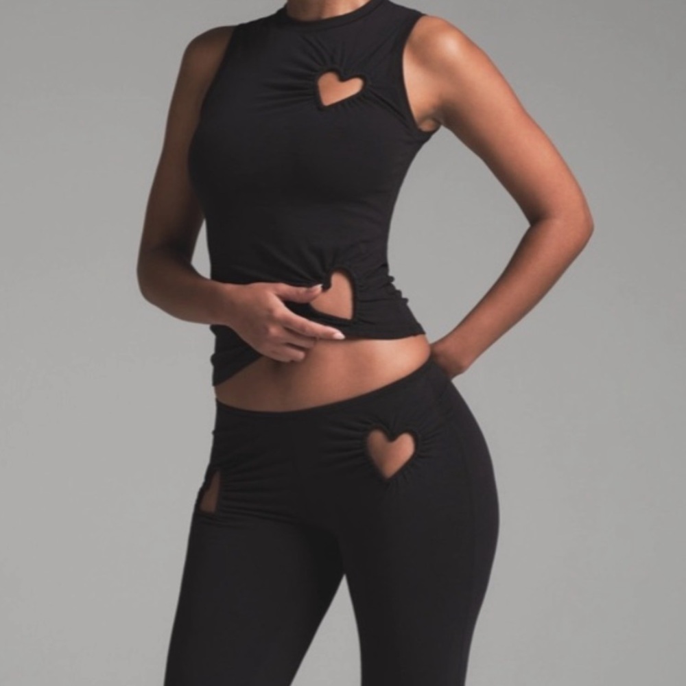 SKIMS Black Straight Leg Pants with Heart Cutouts BNWT ! XS!